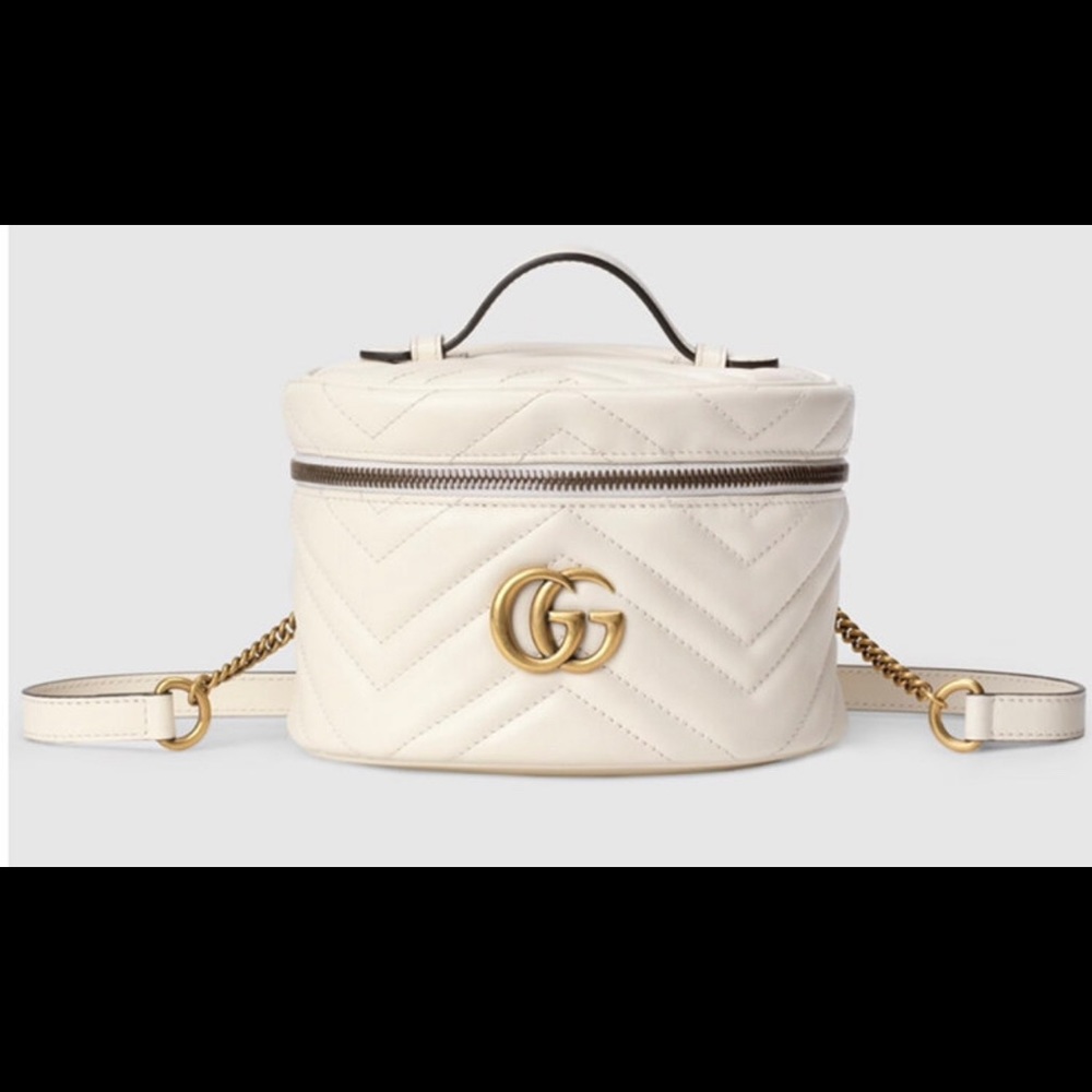Adorable ! Gucci bucket mini backpack💕